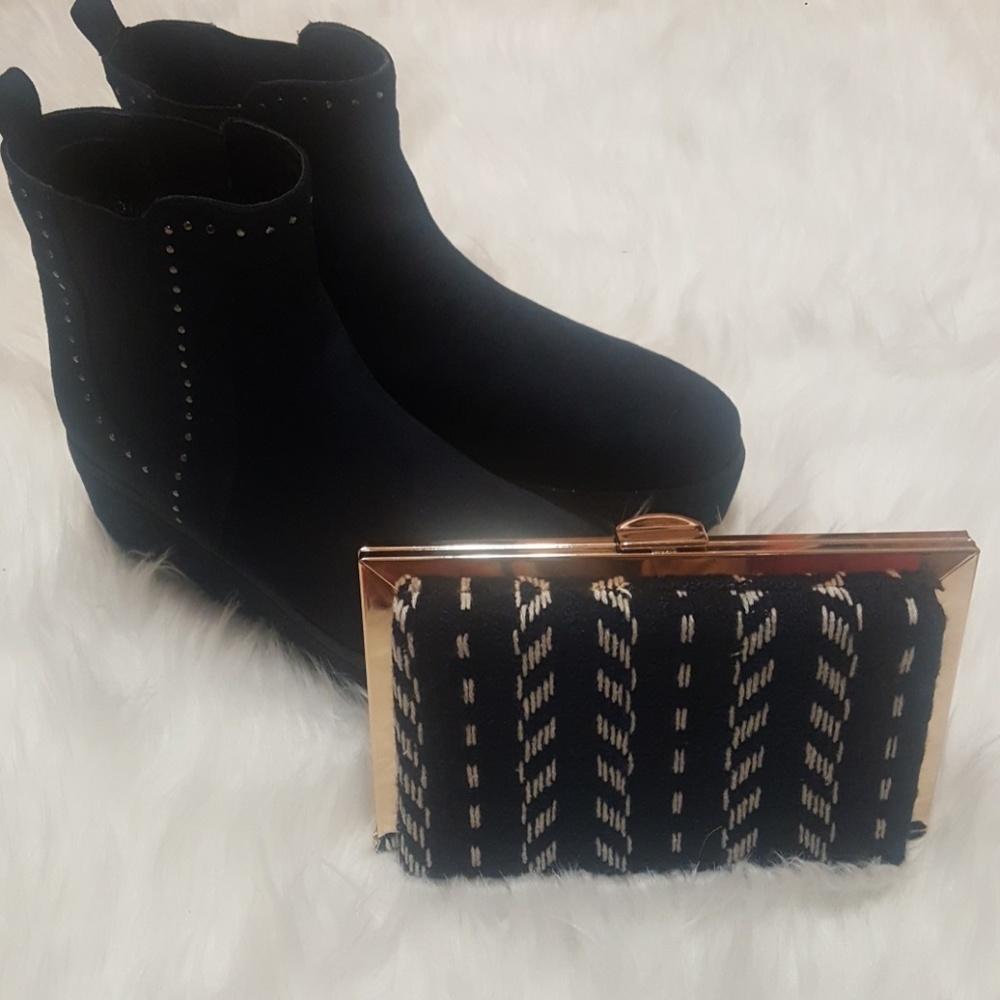 Yarned Box Clutch